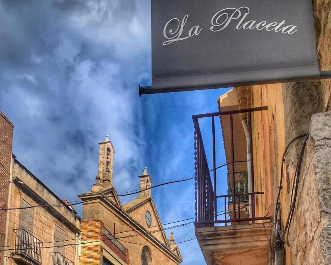 Hostal La Placeta Arbeca ภายนอก รูปภาพ