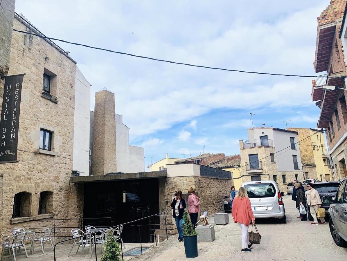 Hostal La Placeta Arbeca ภายนอก รูปภาพ